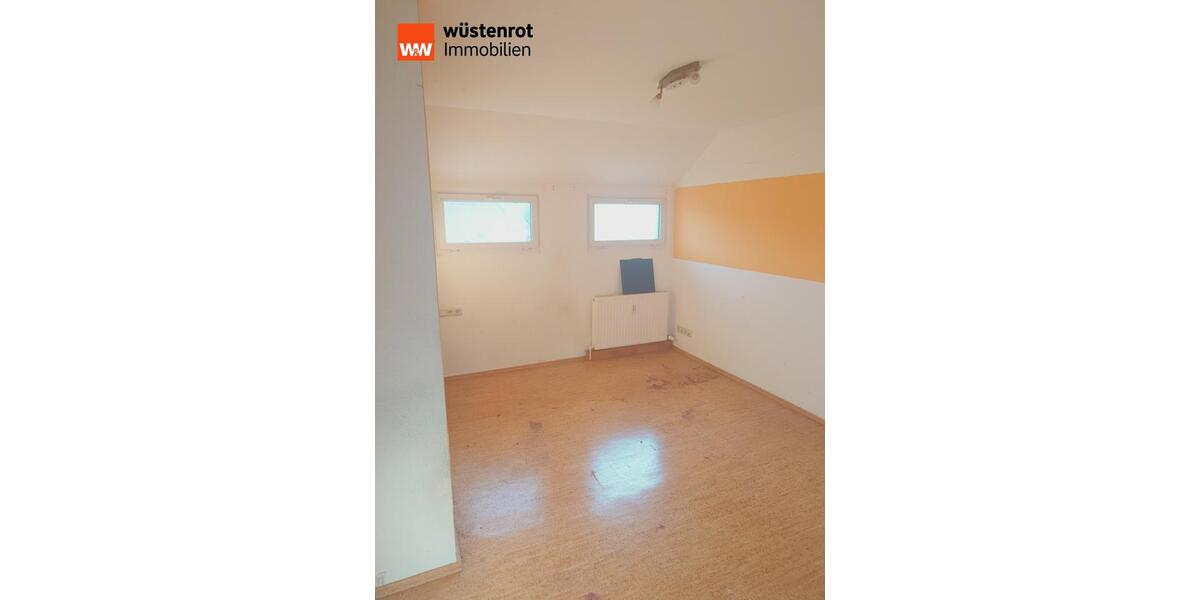 Etagenwohnung Mulda/Sa. Sa. - 7 Zimmer, 230 m&sup2;, 1.000&euro; | Angebot:26545924