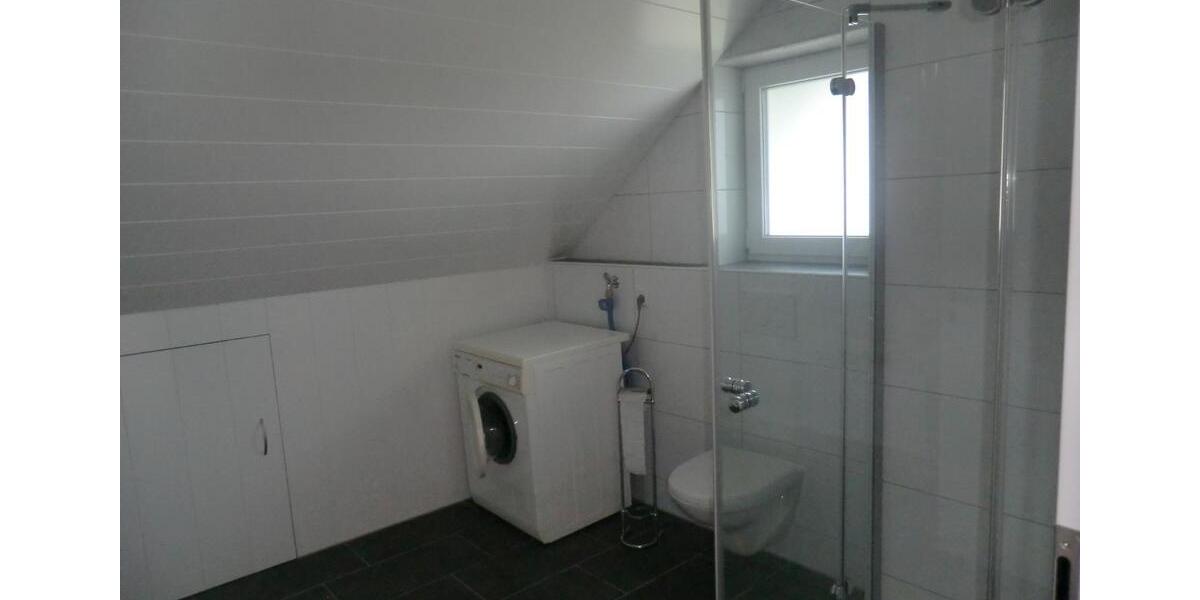 Dachgeschoßwohnung Ellwangen (Jagst) - 2 Zimmer, 66 m&sup2;, 620&euro; | Angebot:25418084