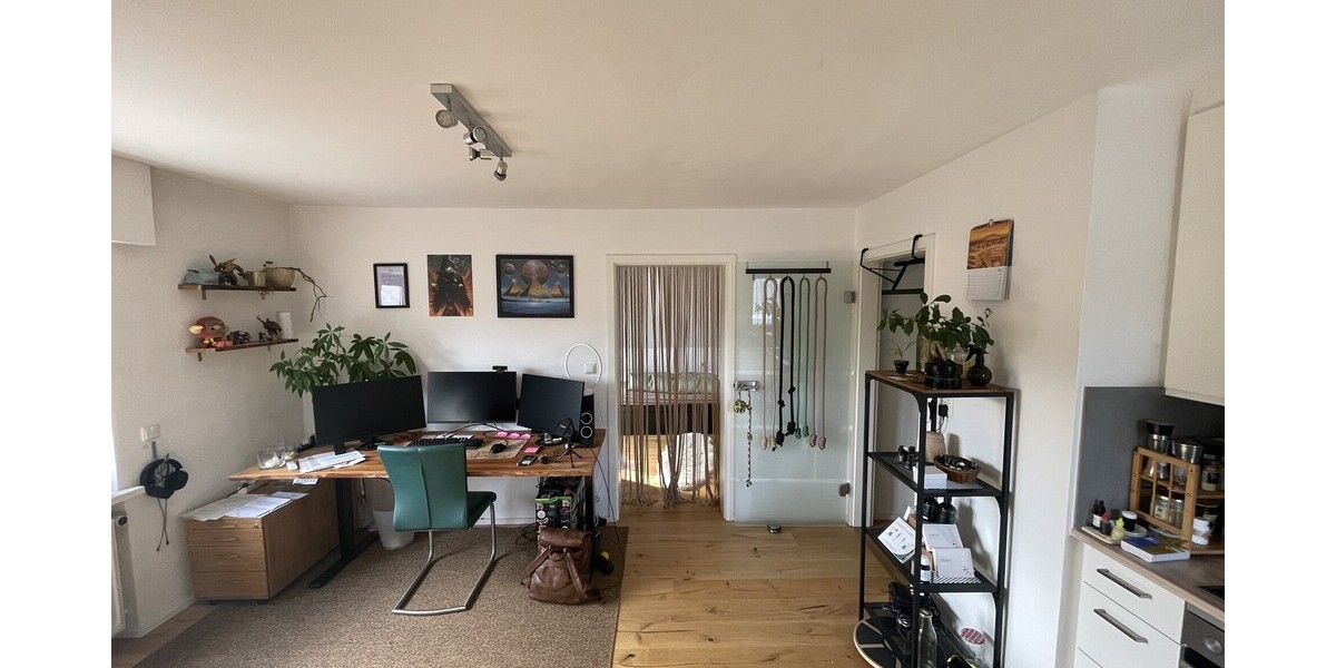 Dachgeschosswohnung mit Weitblick im idyllischen Berghausen bei Königswinter - Dachgeschoßwohnung Königswinter Berghausen | Angebot:26177242