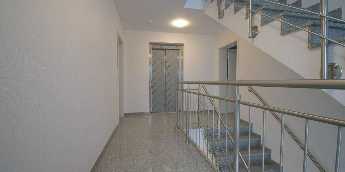 Etagenwohnung Edewecht Husbäke - 2 Zimmer, 77 m&sup2;, 960&euro; | Angebot:24857380