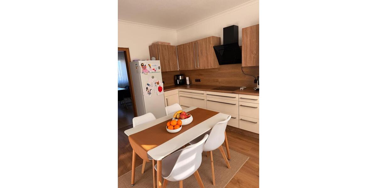 Erdgeschoßwohnung Hiddenhausen - 3 Zimmer, 90 m&sup2;, 1.100&euro; | Angebot:25514506