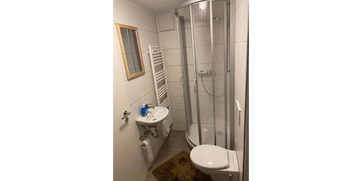 Wohnen auf Zeit Tann - 8 Zimmer, 200 m&sup2;, 18&euro; | Angebot:26024563