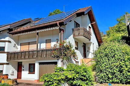 Großzügige Dachgeschosswohnung mit Garten und Klimaanlage. - Wohnung Baden-Baden / Oberbeuern Oberbeuern | Angebot:27161126