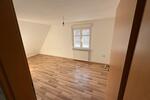 Dachgeschoßwohnung Eisenberg (Pfalz) - 3 Zimmer, 110 m&sup2;, 1.100&euro; | Angebot:25902441