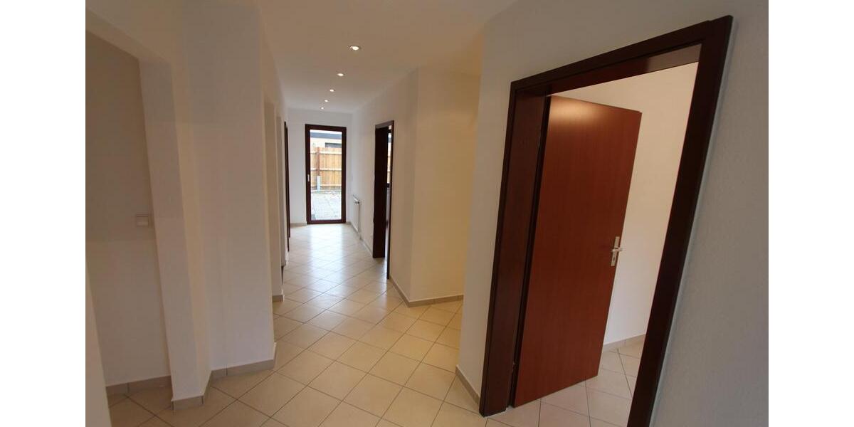 Attraktiver Bungalow mit Garage im Herzen Burgdorfs! 4 zimmer