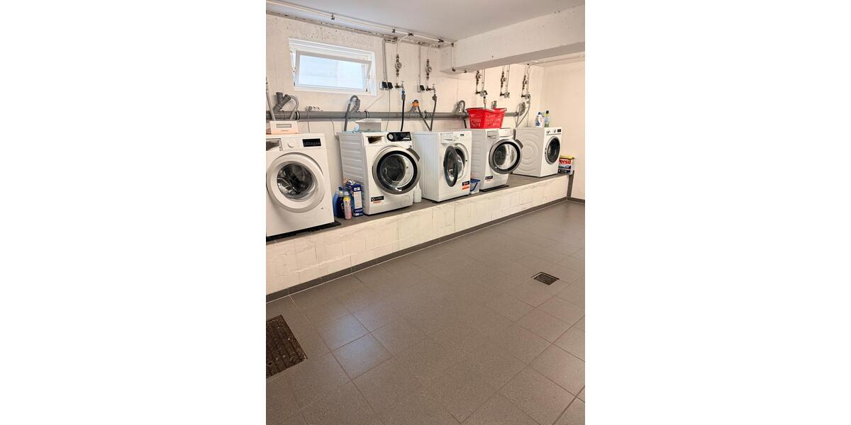 Dachgeschoßwohnung Schloß Holte-Stukenbrock Stukenbrock - 3 Zimmer, 82 m&sup2;, 780&euro; | Angebot:25300122