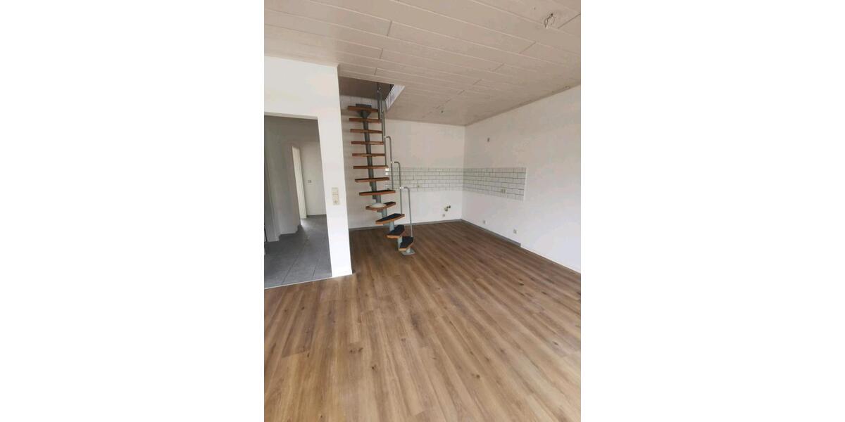 Etagenwohnung Limburg an der Lahn - 3 Zimmer, 105 m&sup2;, 1.130&euro; | Angebot:20797935