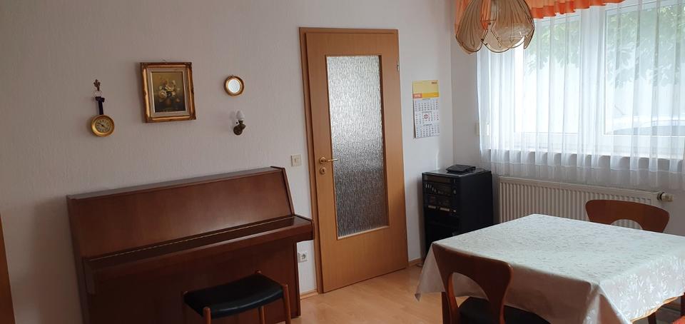 Etagenwohnung Bayreuth Bernecker Straße / Insel / Riedelsberg - 2 Zimmer, 75 m&sup2;, 1.200&euro; | Angebot:26638688