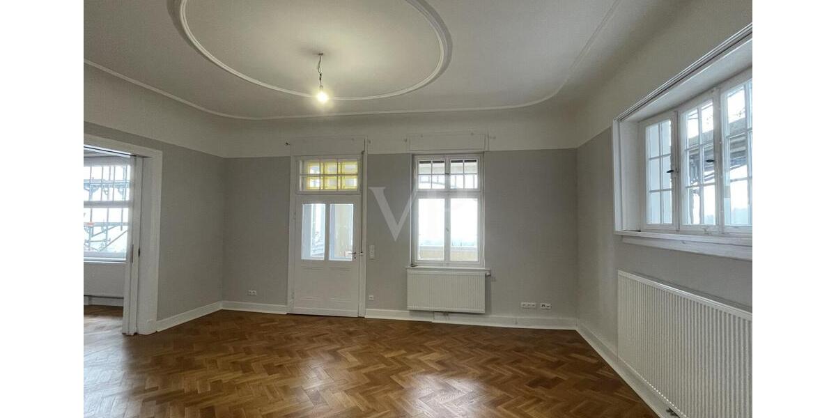Maisonettenwohnung Marburg - 5 Zimmer, 200 m&sup2;, 3.100&euro; | Angebot:24867686