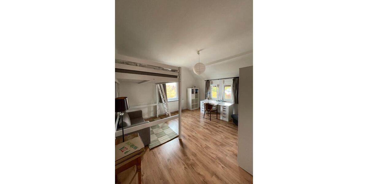 Wohnen auf Zeit Göttingen - 5 Zimmer, 120 m&sup2;, 410&euro; | Angebot:26703497