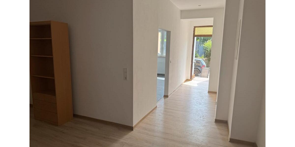 Erdgeschoßwohnung Neumagen-Dhron Dhron - 4 Zimmer, 110 m&sup2;, 1.030&euro; | Angebot:26286344