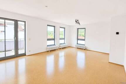 Wohnung Greding - 2 Zimmer, 69 m&sup2;, 621&euro; | Angebot:26995448
