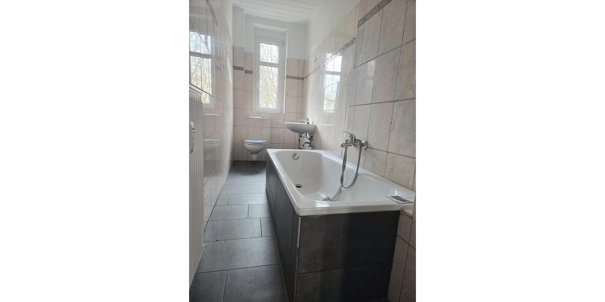 Etagenwohnung Magdeburg Nordwest - 4 Zimmer, 84 m&sup2;, 759&euro; | Angebot:26266521