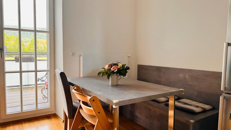 Etagenwohnung Lohr am Main - 4 Zimmer, 102 m&sup2;, 1.000&euro; | Angebot:26005747