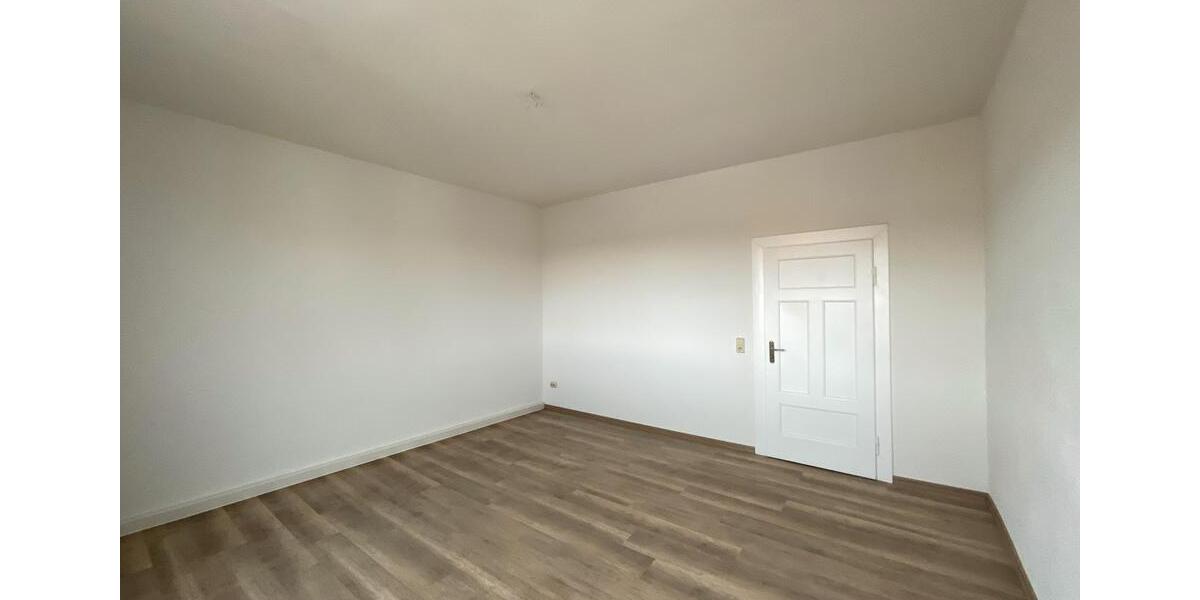 Etagenwohnung Naumburg (Saale) - 3 Zimmer, 73 m&sup2;, 510&euro; | Angebot:24523505