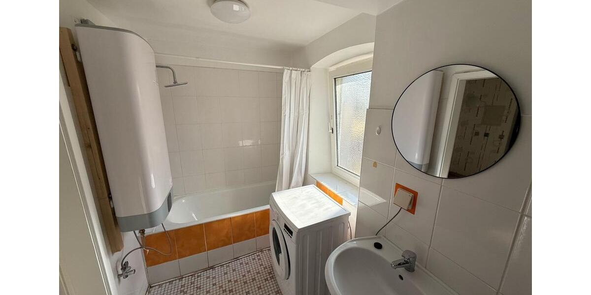 Wohnen auf Zeit Wunsiedel - 10 Zimmer, 85 m&sup2;, 20&euro; | Angebot:23569879