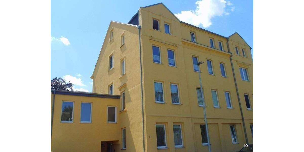 Etagenwohnung Limbach-Oberfrohna Oberfrohna - 2 Zimmer, 75 m&sup2;, 320&euro; | Angebot:25928876