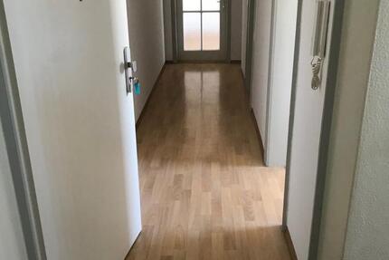 Wohnung Mitterteich - 3 Zimmer, 75 m&sup2;, 420&euro; | Angebot:25603827