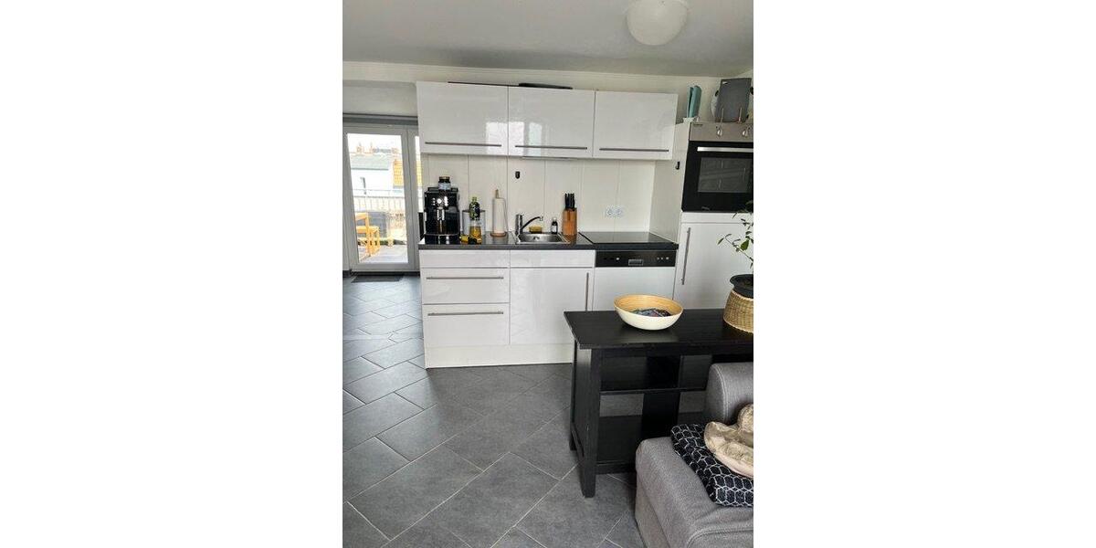 Dachgeschoßwohnung Bremerhaven - 2 Zimmer, 54 m&sup2;, 500&euro; | Angebot:26042143