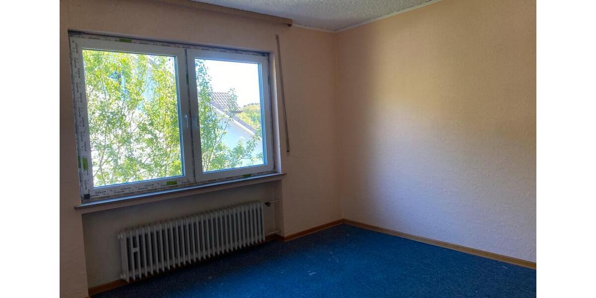 Etagenwohnung Netphen - 4 Zimmer, 86 m&sup2;, 550&euro; | Angebot:26395051
