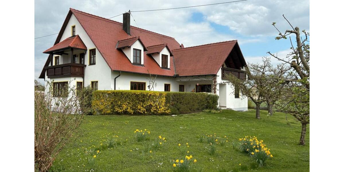 Etagenwohnung Niederschönenfeld - 4 Zimmer, 116 m&sup2;, 1.050&euro; | Angebot:26648175
