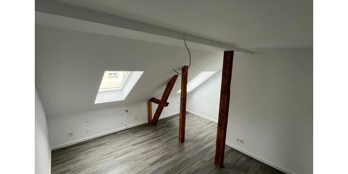 Dachgeschoßwohnung Staßfurt - 3 Zimmer, 67 m&sup2;, 536&euro; | Angebot:24522469