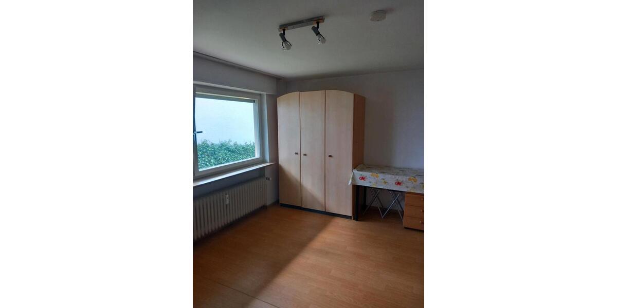 Kleine möblierte PendlerStudentenwohnung in Bernhausen 1 zimmer