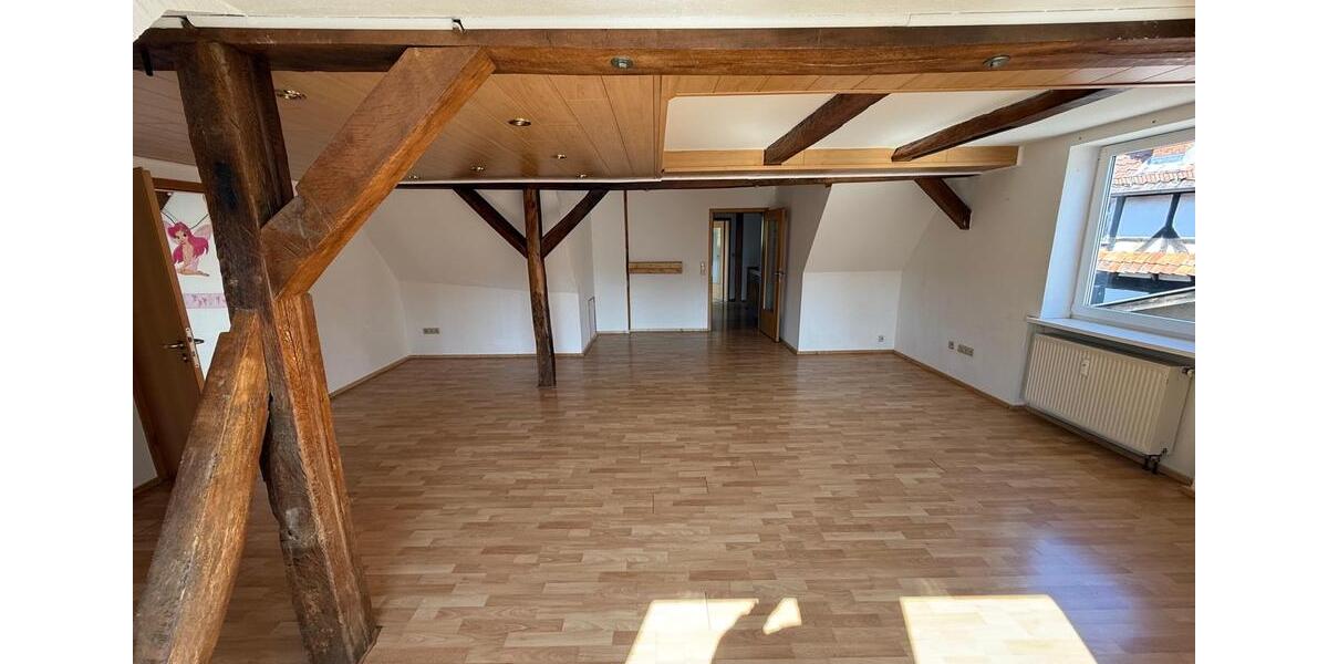 5 Zimmer Wohnung in Helsa Wickenrode 5 zimmer