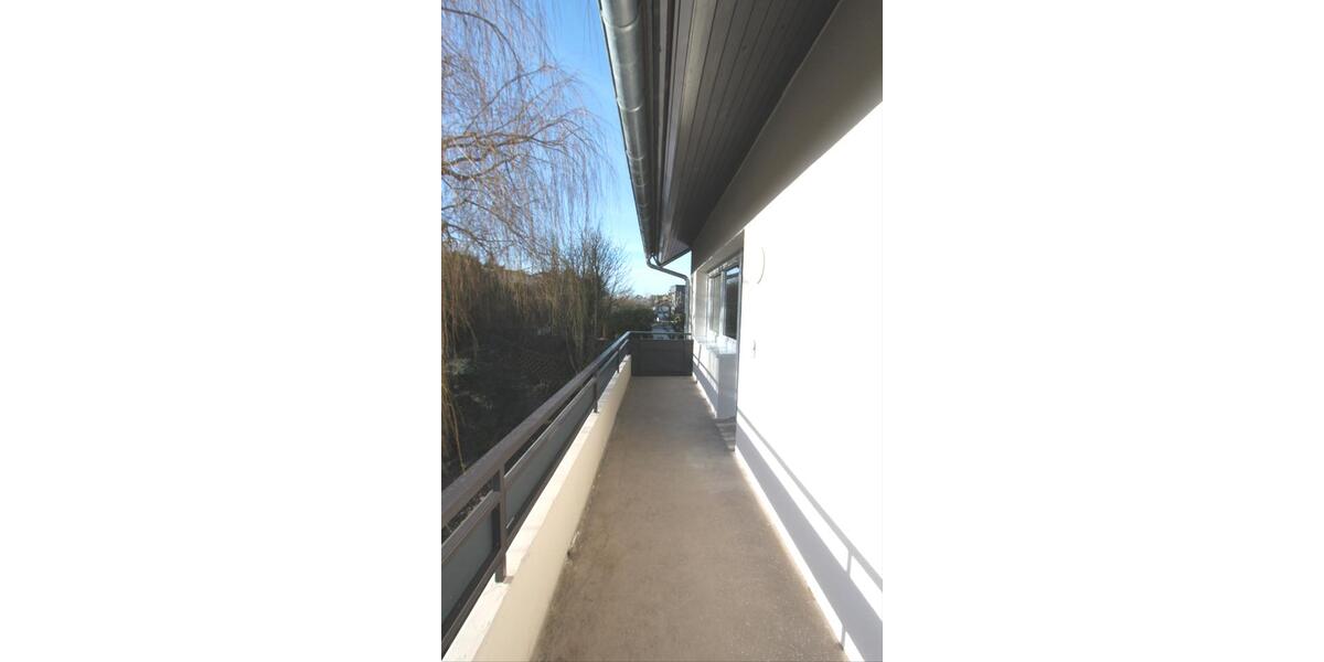 HN-Ost, großzügige renovierte Doppelhaushälfte mit großem Süd Garten 7 zimmer