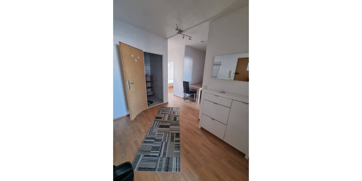 Etagenwohnung Gera Innenstadt - 3 Zimmer, 64 m&sup2;, 375&euro; | Angebot:26833434