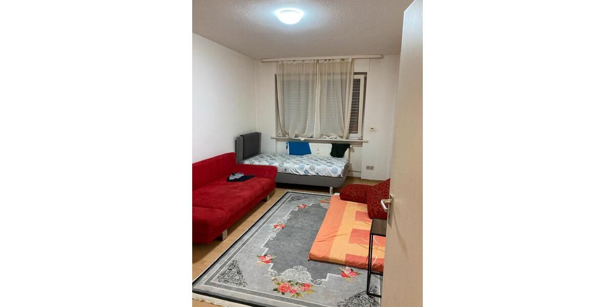 Etagenwohnung Saarbrücken West - 1 Zimmer, 25 m&sup2;, 285&euro; | Angebot:25213464