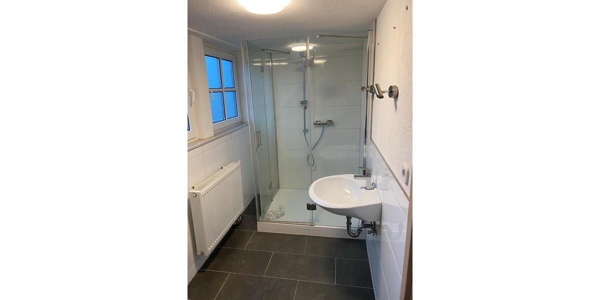 Etagenwohnung Burbach - 4 Zimmer, 100 m&sup2;, 800&euro; | Angebot:26439696