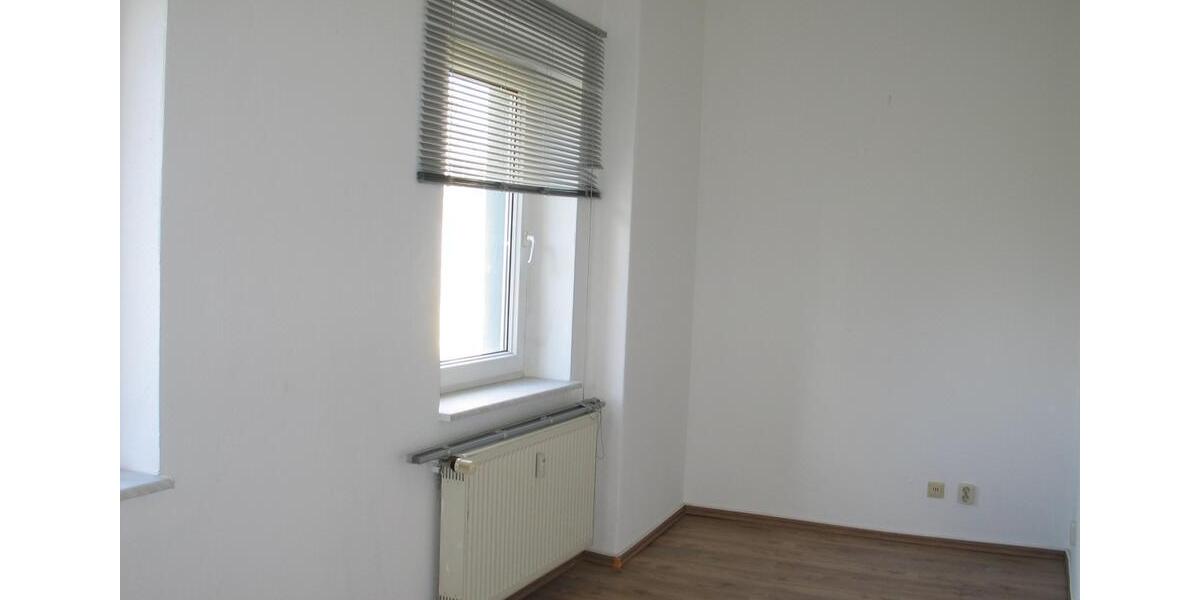 Hochparterre Stavenhagen - 3 Zimmer, 67 m&sup2;, 400&euro; | Angebot:26532077