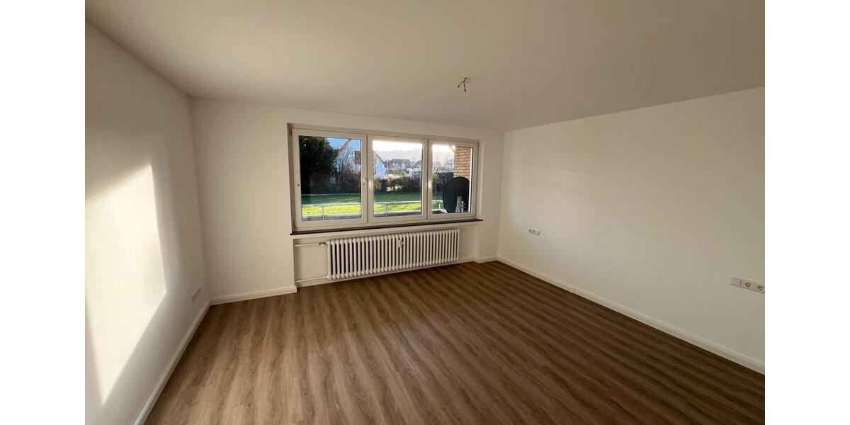 Helle renovierte Wohnung mit Balkon in guter Lage 3 zimmer