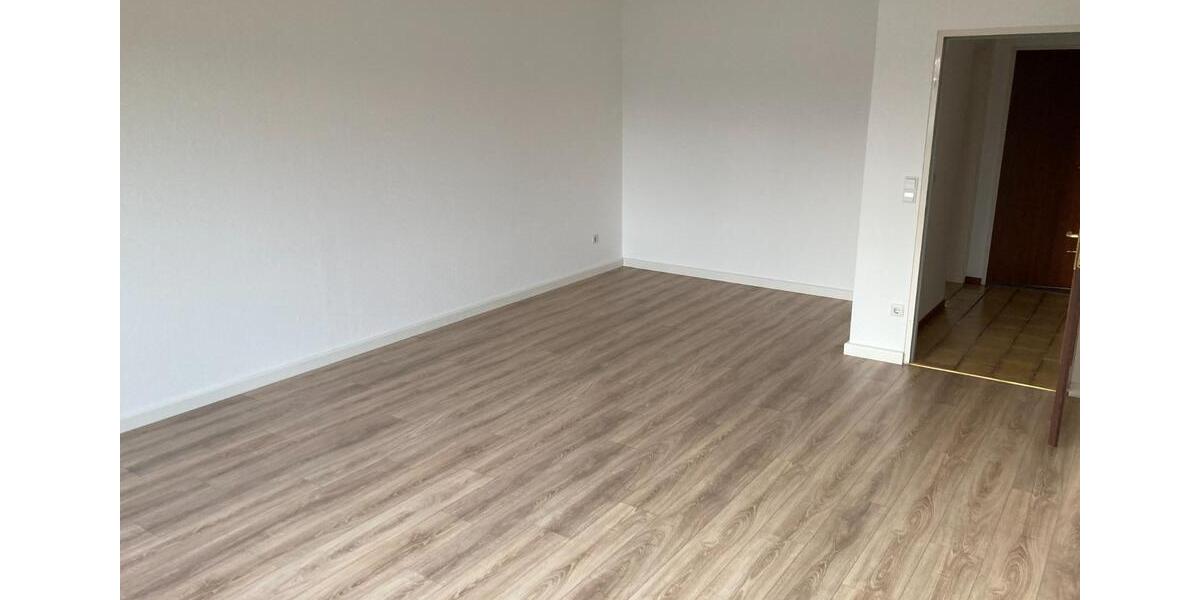 Etagenwohnung Stadthagen - 4 Zimmer, 101 m&sup2;, 820&euro; | Angebot:24244574