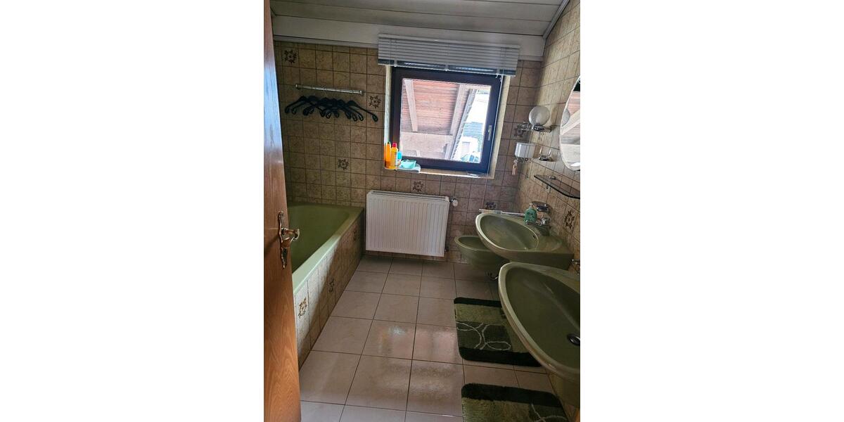 Mehrfamilienhaus, Wohnhaus Ulm Söflingen - 4 Zimmer, 164 m&sup2;, 1.550&euro; | Angebot:25805269