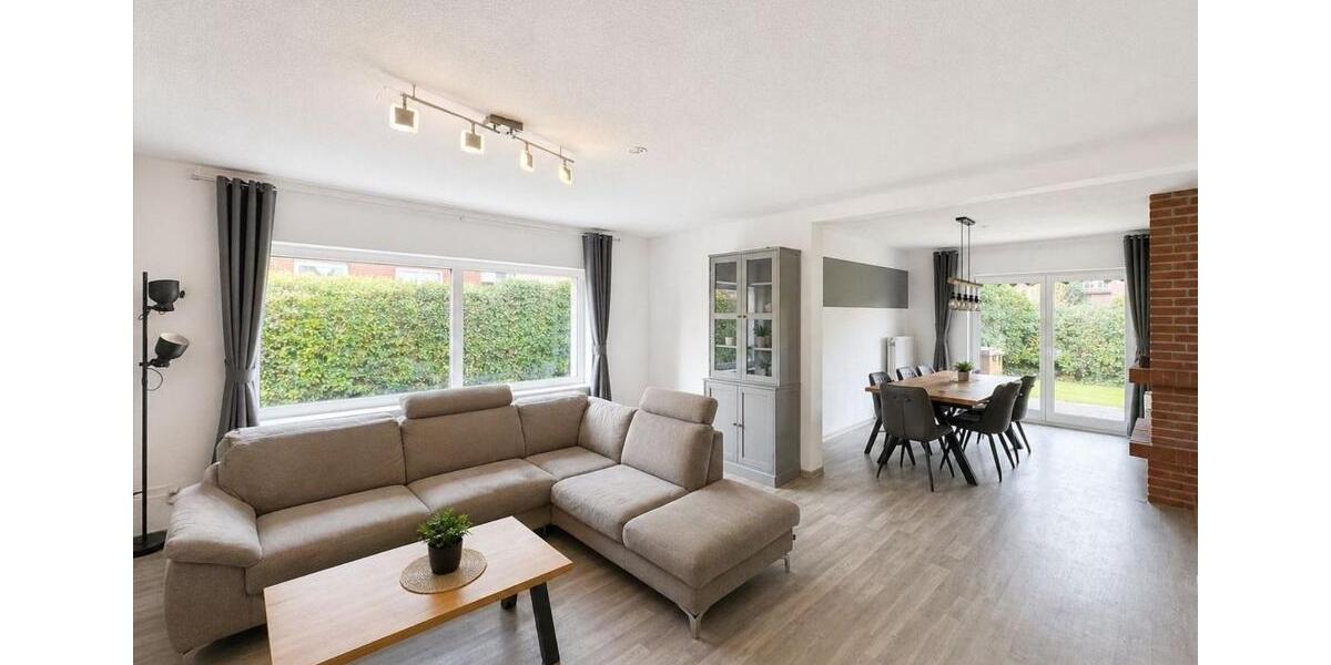 Einfamilienhaus Varel - 4 Zimmer, 121 m&sup2;, 1.200&euro; | Angebot:26481788