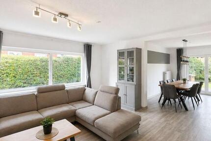 Haus Varel - 4 Zimmer, 121 m&sup2;, 1.200&euro; | Angebot:26481788