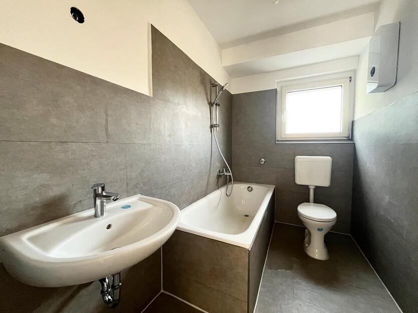Moderne 4-Zimmer-Wohnung mit Tageslichtbad! zimmer