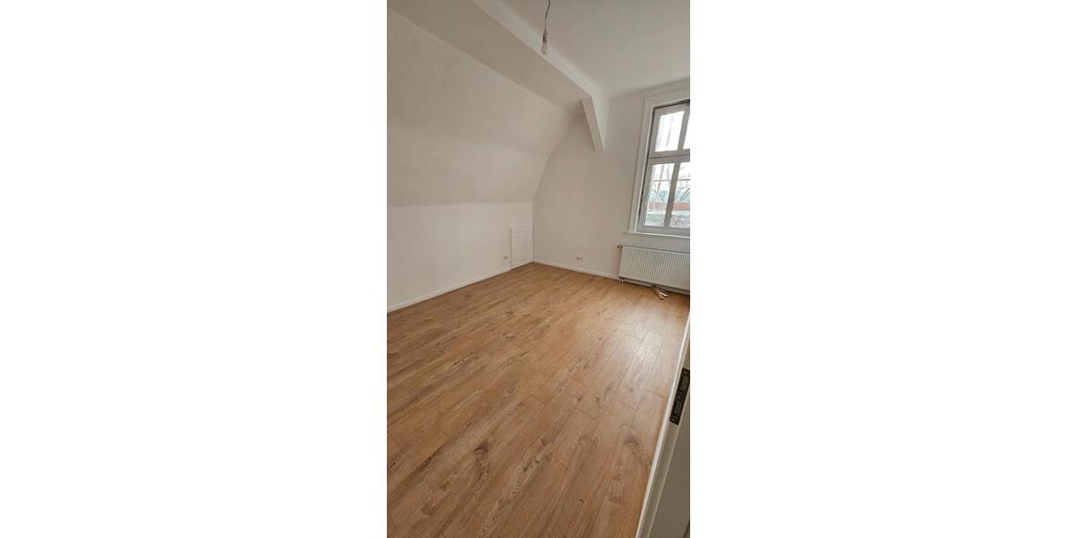 Etagenwohnung Clausthal-Zellerfeld Zellerfeld - 4 Zimmer, 108 m&sup2;, 800&euro; | Angebot:26284906