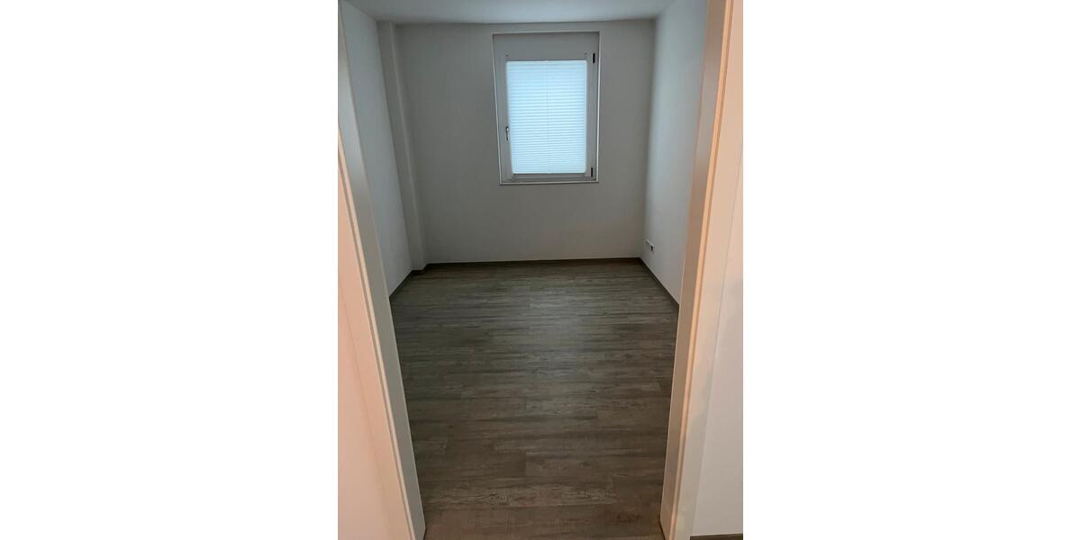 Erdgeschoßwohnung Dornhan - 3 Zimmer, 75 m&sup2;, 1.100&euro; | Angebot:25812885