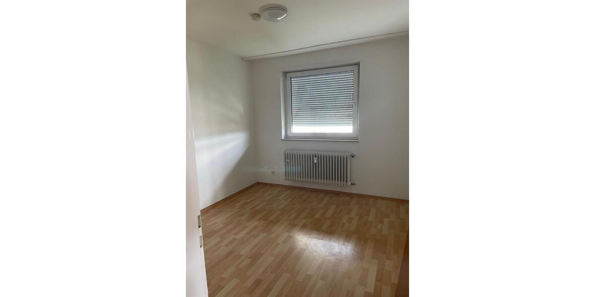 Etagenwohnung Mannheim Almenhof - 4 Zimmer, 104 m&sup2;, 1.200&euro; | Angebot:26256455