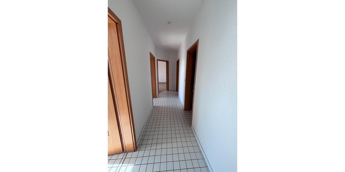 Dachgeschoßwohnung Wittenberge - 3 Zimmer, 75 m&sup2;, 603&euro; | Angebot:26677791