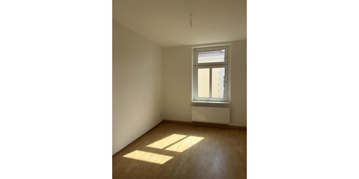 Etagenwohnung Nordhausen - 4 Zimmer, 92 m&sup2;, 470&euro; | Angebot:24940008