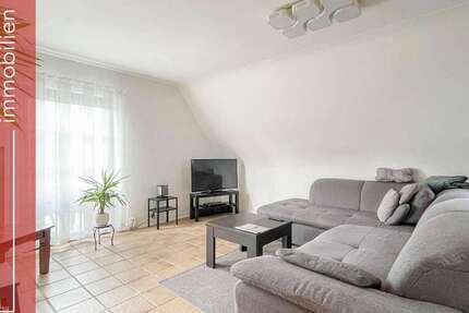 Wohnung Duisburg Angerhausen - 2.5 Zimmer, 90 m&sup2;, 800&euro; | Angebot:26785390