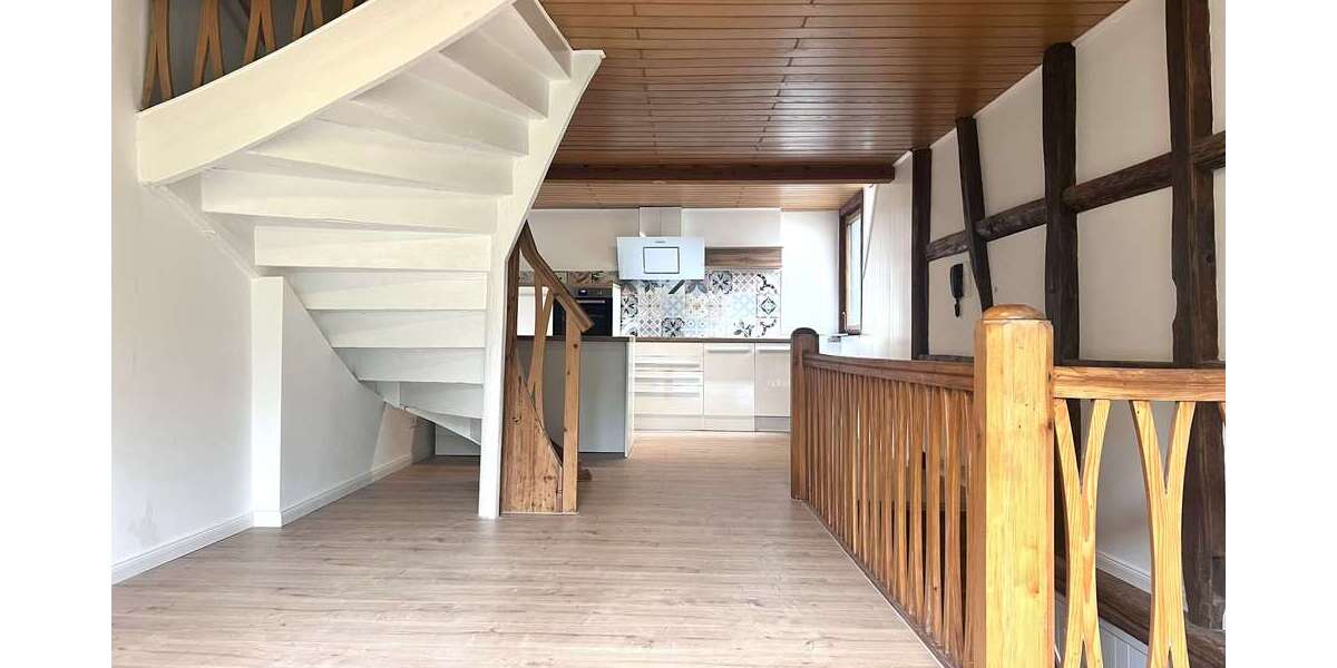 Etagenwohnung Weinheim - 2.5 Zimmer, 88 m&sup2;, 1.140&euro; | Angebot:26987975