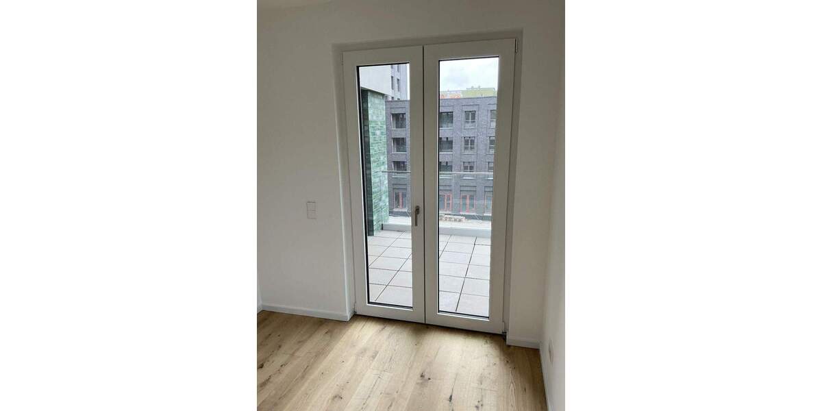 Etagenwohnung Hannover Döhren - 5 Zimmer, 140 m&sup2;, 1.990&euro; | Angebot:24696709