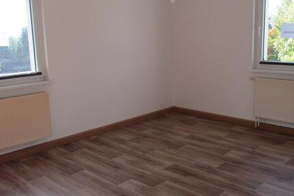 Attraktive 2-Zimmer-Wohnung mit 56,08 m² Wohnfläche in Wernsdorf zu vermieten- ländlich schön Wohnen 2 zimmer