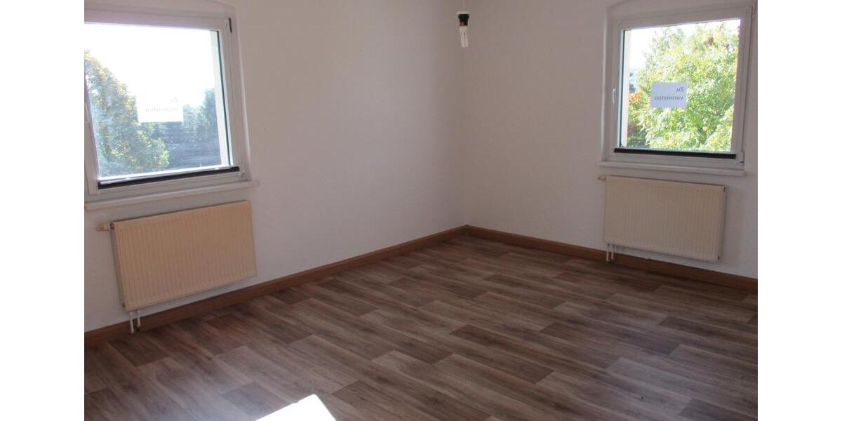 Attraktive 2-Zimmer-Wohnung mit 56,08 m² Wohnfläche in Wernsdorf zu vermieten- ländlich schön Wohnen 2 zimmer