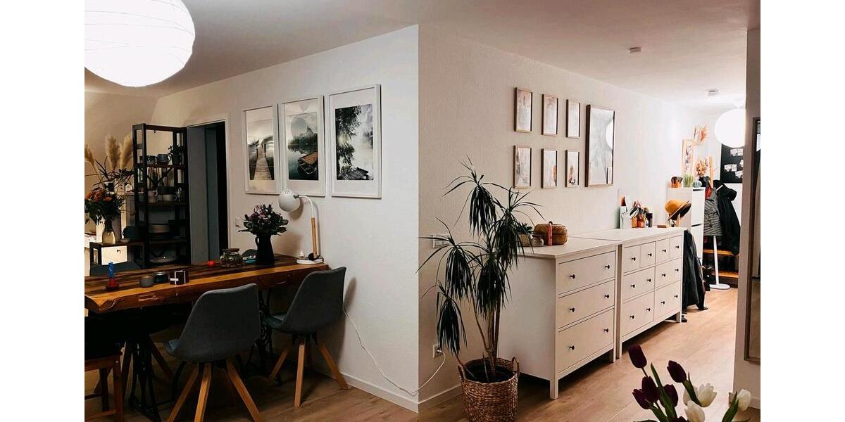 Dachgeschoßwohnung Arnstadt - 3 Zimmer, 76 m&sup2;, 900&euro; | Angebot:26003411